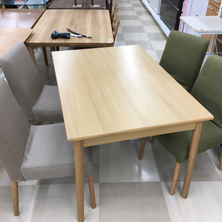 美品 ニトリ ダイニング テーブル 5点セット ニトリ ダイニングテーブル5点セット(DTセーラル135 GY/DCイジー