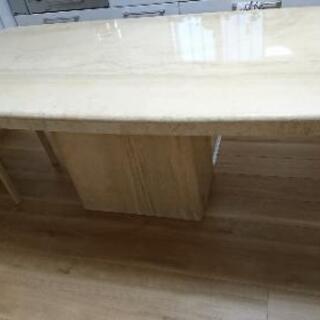 大理石ダイニングテーブル 値下げしました！