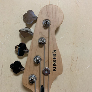 ベース ケース・ストラップ2本・小さいチューナー付き