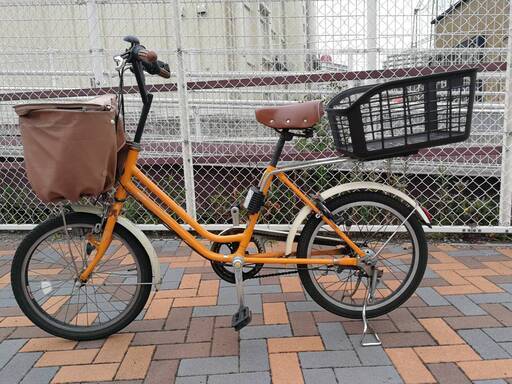 最新コレックション 新品未使用 自転車カゴ付 オレンジ おしゃれ 男女兼用 外出 サイクリング 自転車本体