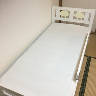 【受付終了】IKEA キッズベッド（マットとミニ枕付き）