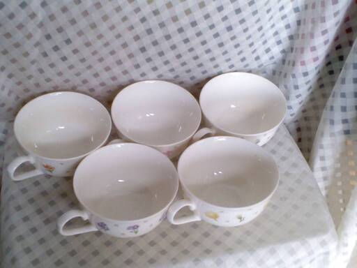 New Ivory　HOYA CHINA　JAPAN　5客セット　カップ\u0026ソーサー　ティーカップ　コーヒーカップ　花柄　5色