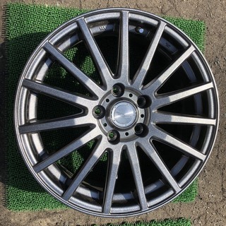 【倉庫整理！値下げします】綺麗なアルミホイル４本セット　17インチ　７Ｊ　114.3　インセット　53　SEIN RACING ザインレーシング　2015年モデル　ペイ支払い出来ます！