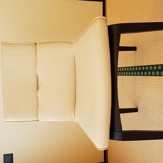 美品　期間限定60%OFFに変更します！国産高級家具メーカーのダイニングテーブルセット(使用日数10日以内の新古品)