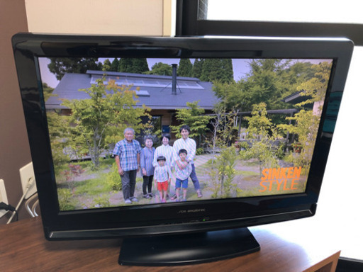 22型液晶テレビです。