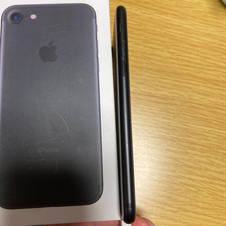 iPhone7 128GB ブラック 本体 au SIMロック解除済み