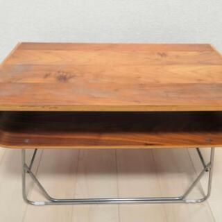 ローテーブル　木製　小物置きスペースあり