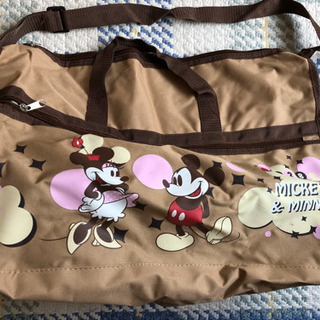 ミッキー＆ミニーの旅行バッグ