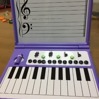 ヤマハ音楽教室の音符学習マグネットボード
