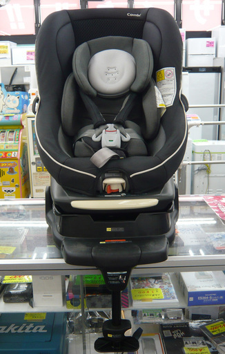 Combi /コンビ  チャイルドシートCV-ETY ラクティアターン ゼウスターン ユーロ 回転式 ブラック 西岡店