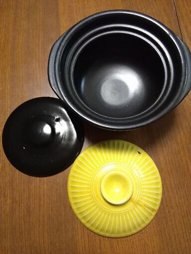 萬古焼菊花ご飯土鍋2合と超耐熱土鍋のセット4月末まで Mm 新浦安の調理器具 鍋 グリル の中古あげます 譲ります ジモティーで不用品の処分