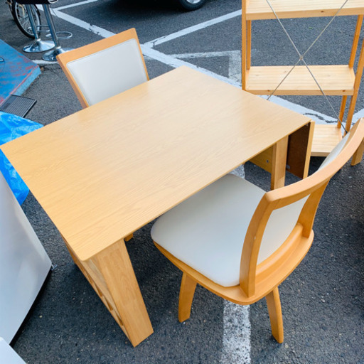 新生活応援 美品✨ニトリ　広がる回転椅子付きダイニングテーブル