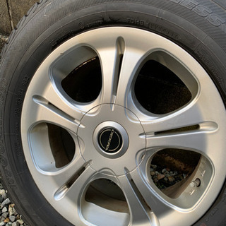 スタッドレスタイヤ　215/65R16 