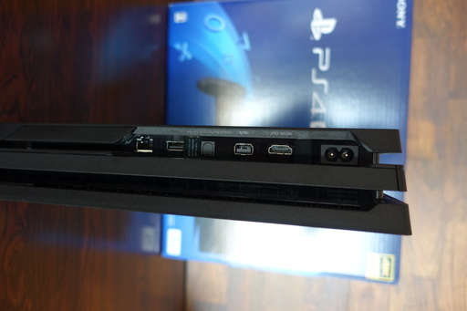 PS4 PRO ＆ キングダムハーツⅢ、ファークライ5、おまけ付き