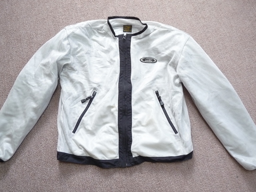 スズキ　XCジェベル２５０　96年式　冬用Boldorジャケットプロテクター付き、夏用ジャケット、アライヘルメット スズキ XCジェベル250 96年式 冬用Boldorジャケットプロテクター