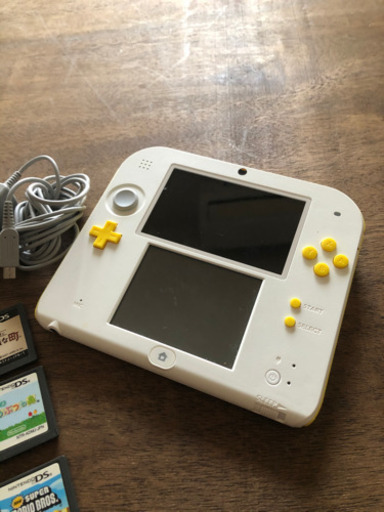 再入荷任天堂 Nintendo 2DSLL DSLite まとめセット ポータブルゲーム機 ブラック×グリーン Cスティック 箱付き 携帯型 コンパクト DS