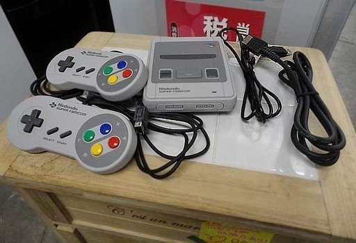 美品 ニンテンドー/Nintendo クラシックミニ スーパーファミコン 本体