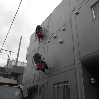 ロープブランコ工法の外壁工事職人募集中！ − 東京都