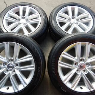 クラウン純正　１７インチ　クラウン、エスティマ、カムリ　タイヤ溝たっぷり♪ クラウン純正 17インチ クラウン、エスティマ、カムリ タイヤ溝