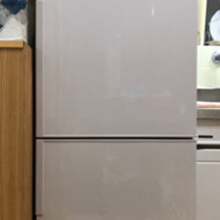 2015年製シャープ冷蔵庫　271リットル
