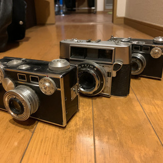 クラシックカメラ　3台