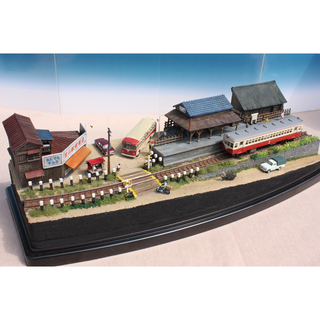 Nゲージ 「坂道の駅舎」 ジオラマ 完成品 模型 ジオコレ