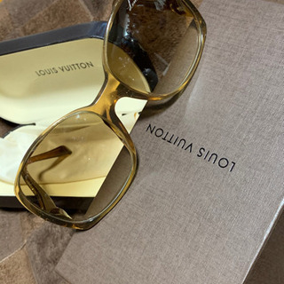 LOUIS VUITTON ジーナサングラスZ0052Wライトグリッターハニー − 神奈川県