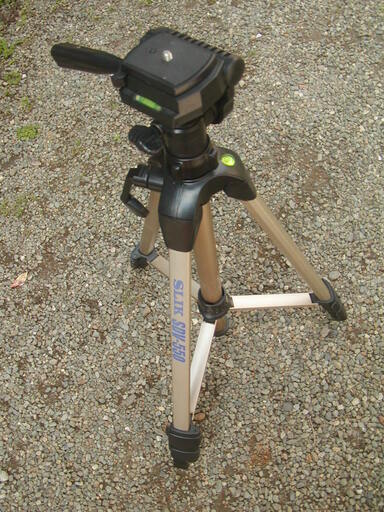 水準器付きカメラ三脚　 SLIK SDV-550