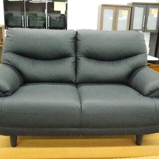 2人掛けソファ 幅138×奥行84×高さ85cm 合皮 レザー 黒 苫小牧西店