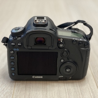 Canon EOS 5D Mark III キャノン フルフレーム ボディ