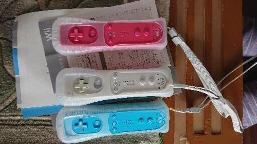 wii 2006年製　本体リモコン、ソフトセット