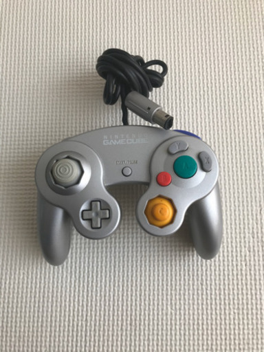 ゲームキューブコントローラー　任天堂純正品