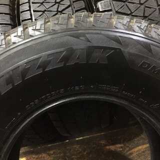 BS BLIZZAK DM-V2 265/70R15 15インチ スタッドレス 4本 2018年製 ハイラックスサーフ パジェロ テラノ等 (TF281) クレジットカード QR決済可能