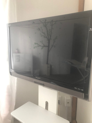テレビAQUOS ブルーレイ内蔵型32インチ　日本製