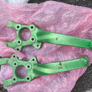 クラウンアーム