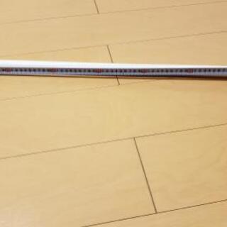 突っ張り棒 長さ80~130cm、太さ2.2cmくらい