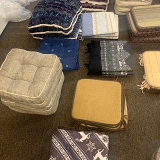 クッション70個セット