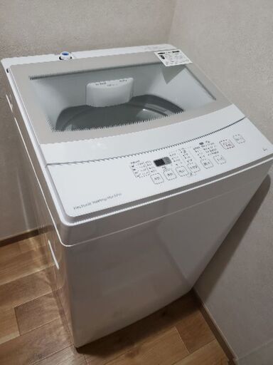 ニトリの洗濯機６㌔使用回数ほんの数回！取りに来られる方限定。