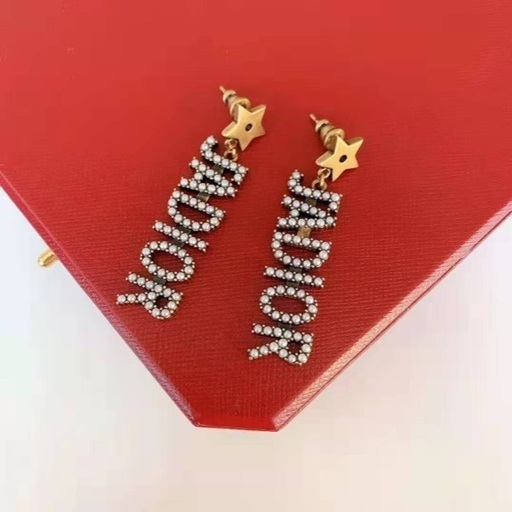 J’adior ピアス