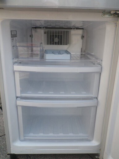 ■配達可■三菱 256L 2ドア冷凍冷蔵庫 MR-H26S-S　2012年製