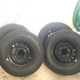 沖縄　NV350キャラバン　新車取り外し品　195/80R15 ...