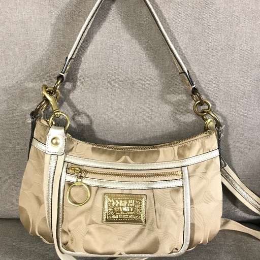 COACHコーチポピー金レザー×でかシグネチャー 2wayクロスボディショルダーバッグ