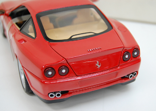 保管品 HotWeels フェラーリ 550 マラネロ 模型 レッド 1/18スケール 