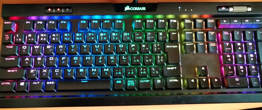 本日限定割引あり　コルセア　ゲーミングキーボード