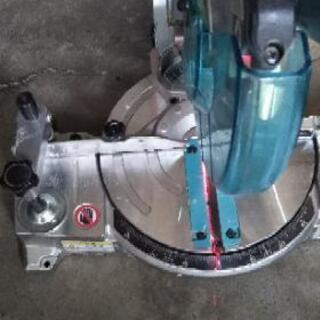 マキタ充電式卓上丸ノコ18V