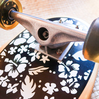 ロングスケートボード　ハイビスカス柄　BARFOOT CUSTUM BOARDS　KRYPTONICS Classic　ビーチスタイル　サーフ