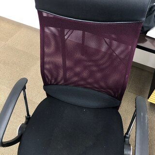 オフィスチェア　椅子【ムラサキ】