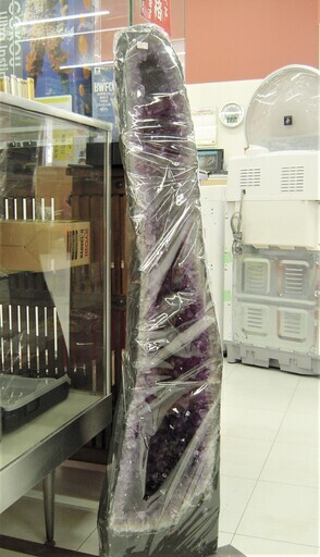 アメジストドーム 紫水晶 110㎝ 44㎏ 天然石 置物 インテリア 苫小牧西店