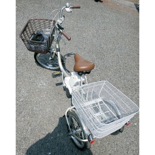 電動自転車　三輪モデル　パナソニック　ビビライフ　チタンシルバー