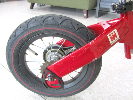 へんしんバイク　12インチ　レッド へんしんバイク 12インチ Henshin Bikeレッド スタンド付 - メルカリ